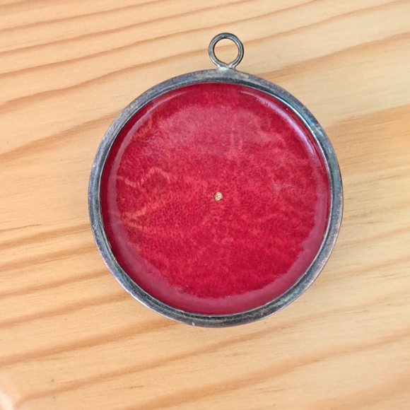 Genuine Coral Pendant - Picture 5 of 6